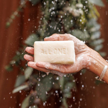 PURE-CASTILE BAR SOAP Almond [5 oz]